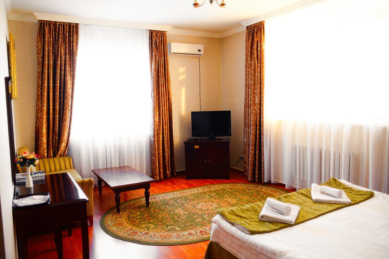 San Marino Hotel Astana Eksteriør bilde